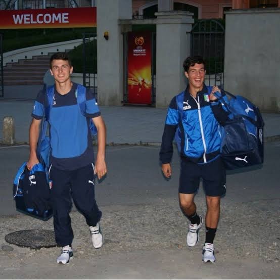 Edoardo arriving at the UEFA U17 European Championship in Bulgaria